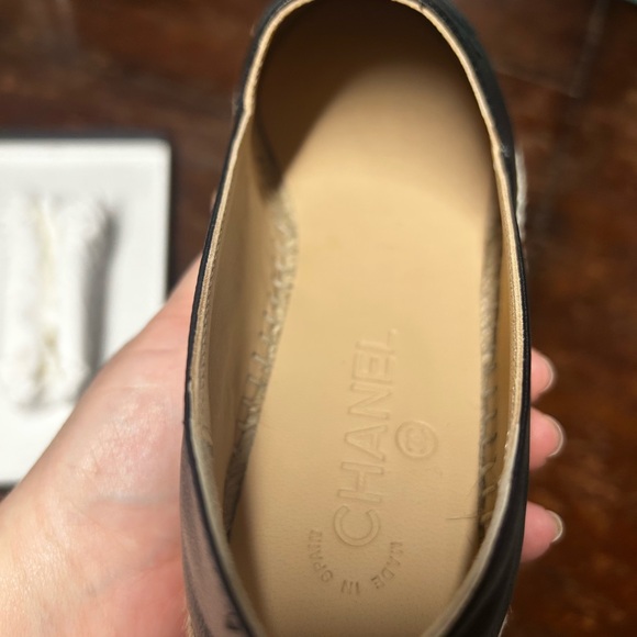 All Black Chanel Lambskin Espadrilles - Picture 2 of 16